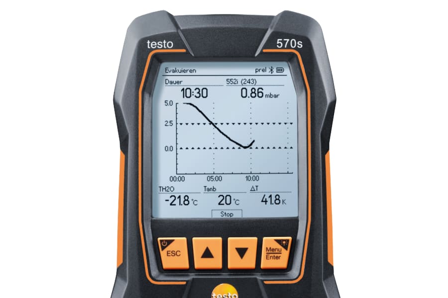 Digitale Monteurhilfe testo 570s mit intelligenter Fehleranalyse, langer Standzeit und großem Datenspeicher