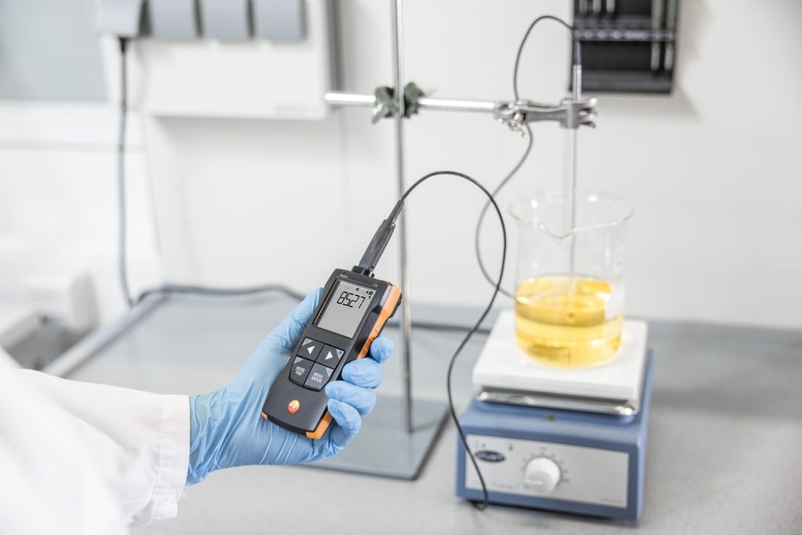 Penetration/immersion measurement with temperature probe