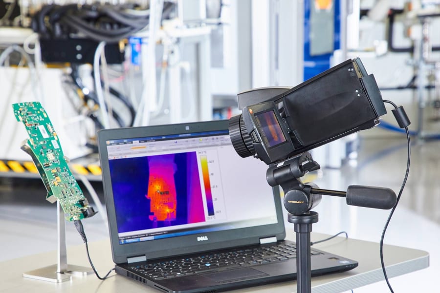 aparat de termoviziune testo 890