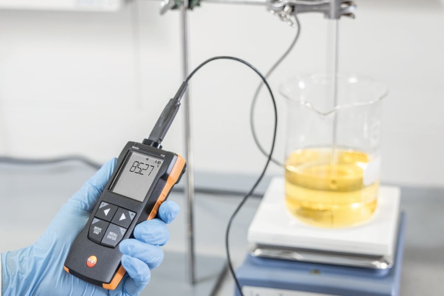 Temperature measuring instrument testo 110