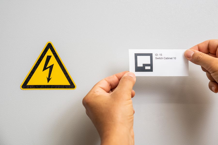 Dołączanie znaczników