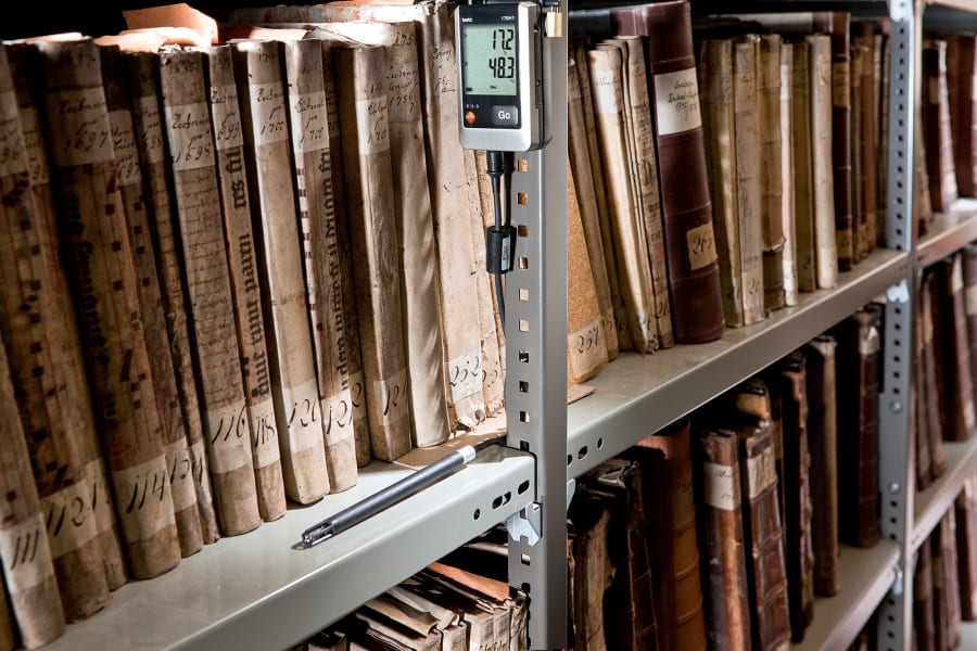 Testo Data Loggers for monitoring humidity in archives