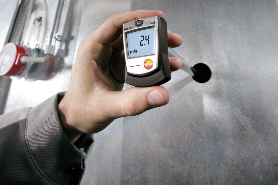 Duct measurement with a thermal anemometer