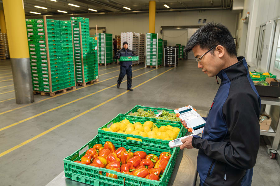Food monitoring in the bakery