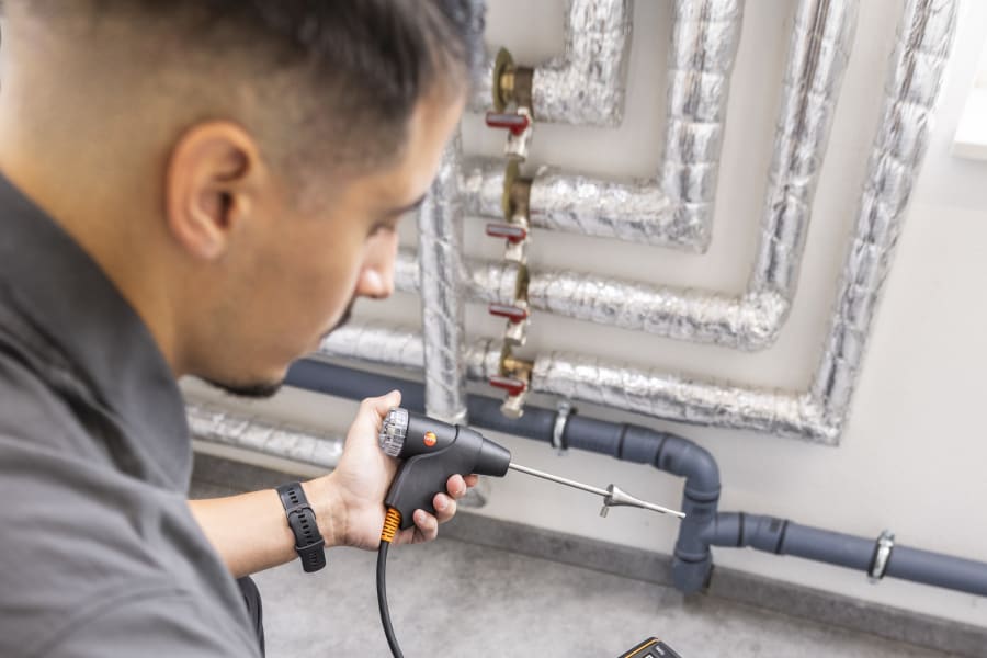 Flue gas analyser testo 310 (2nd Gen) with replaceable filters