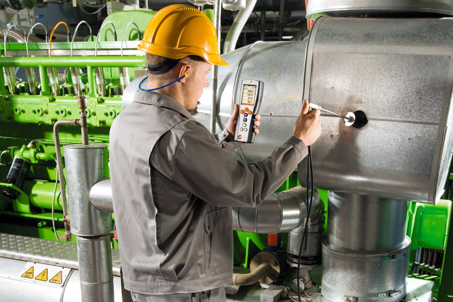 Emissionsmessung am Blockheizkraftwerk