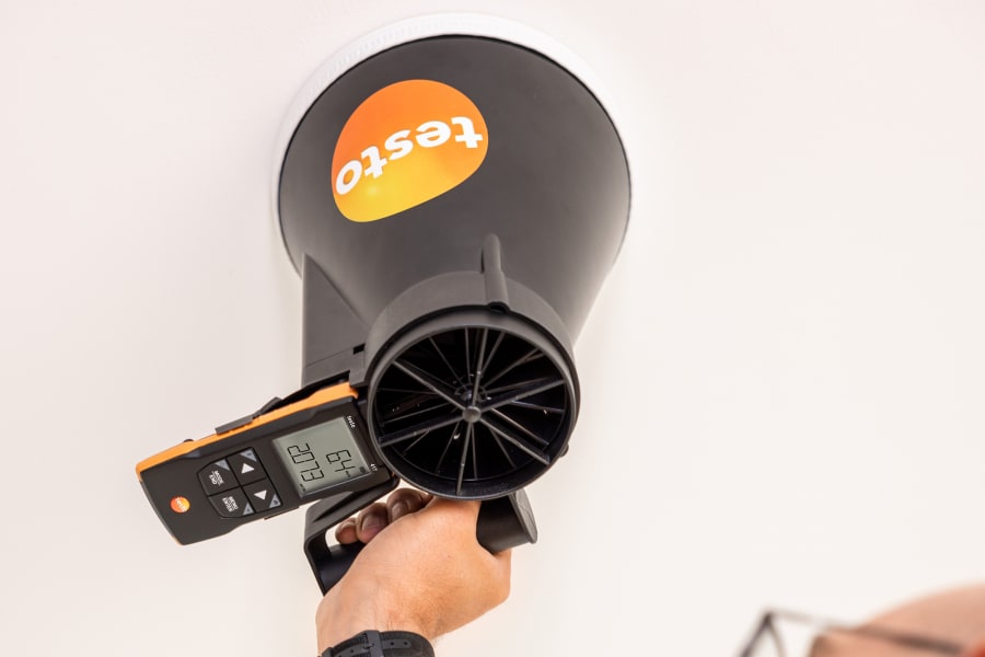 Volumenstrom am Kanalauslass messen