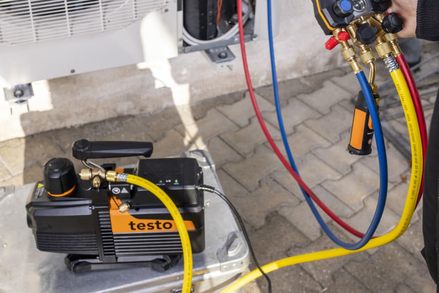 Evacuating refrigeration systems