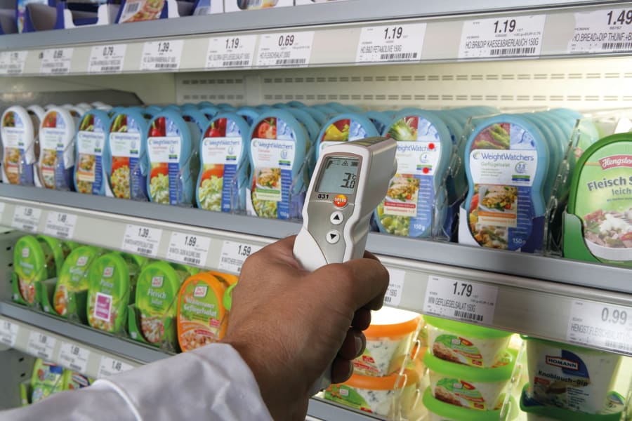 Measure indoor air quality with the testo 440 air velocity and IAQ measuring instrument.