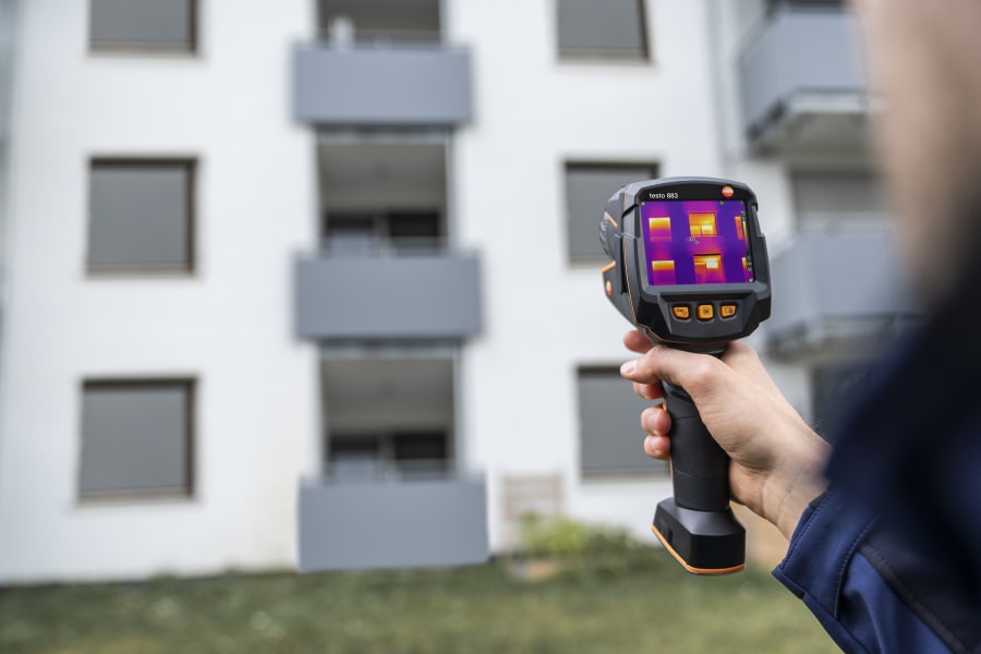 Gebäudeanalyse mittels Thermografie - testo 883