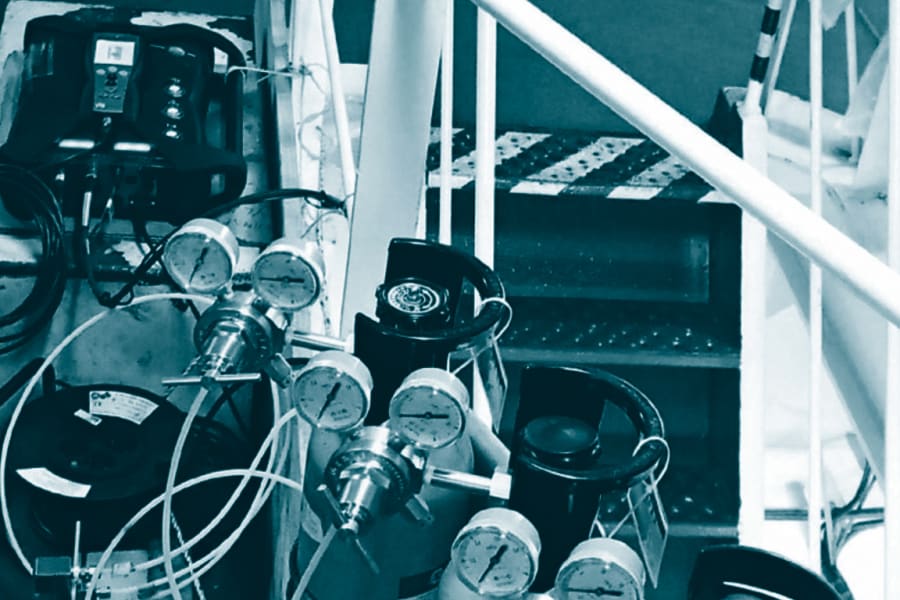 Monitoring energy efficiency and emissions in marine diesel engines