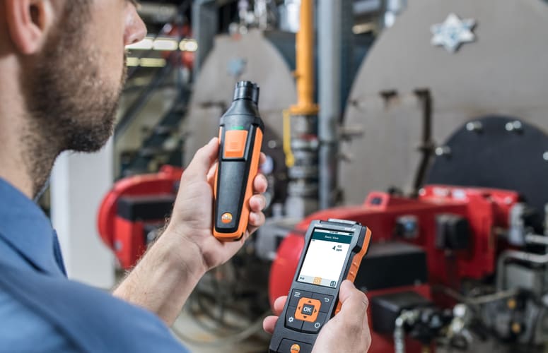 Detection of carbon monoxide boiler rooms with CO probe and testo 440