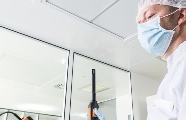 Humidity  measurements in cleanrooms with high-precision humidity probe and testo 440