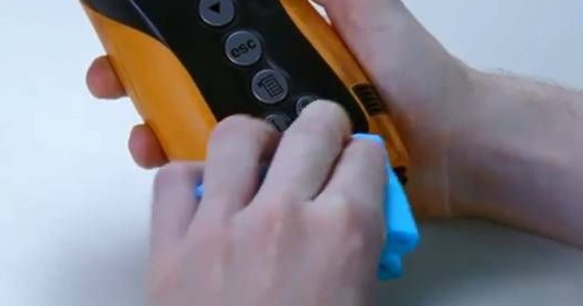 Video: Cleaning Testo measuring instruments quickly and easily 