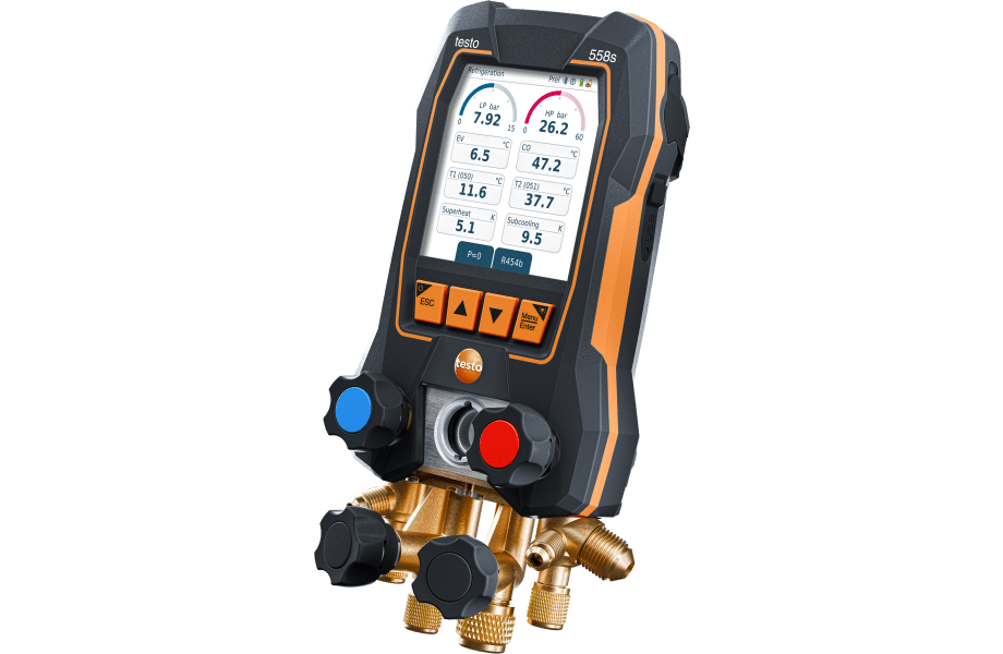 Testo 558s angled view showing premium manifold body in the full kit