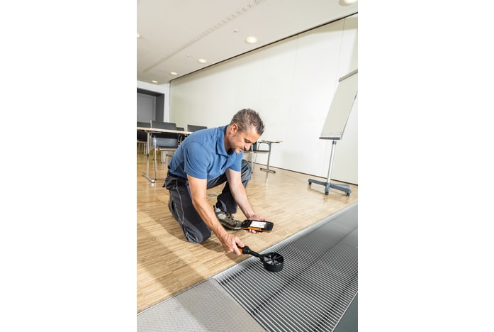 testo 400 IAQ and comfort kit with tripod