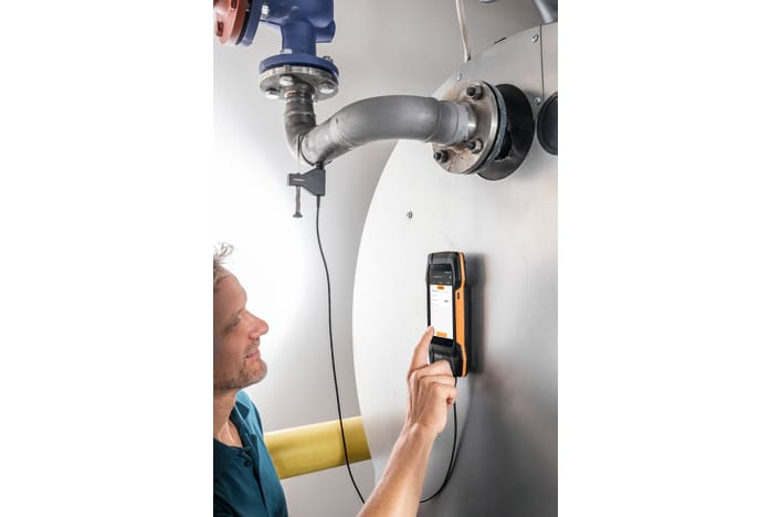 Application pipe wrap probe with NTC temperature sensor