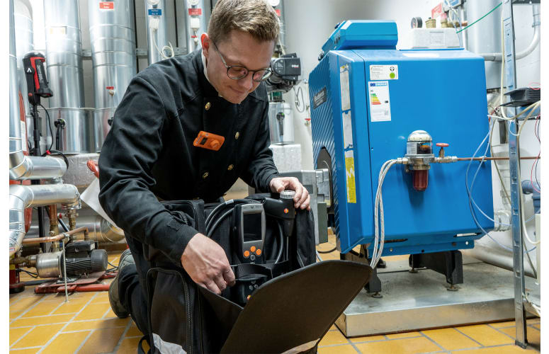 Abgasmessger&auml;t testo 330-2 LL mit Schornsteinfeger-Rucksack von RESS