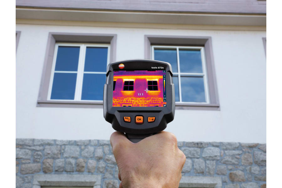 赤外線サーモグラフィ 建物診断