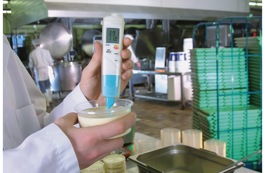 Medici&oacute;n de pH en producci&oacute;n alimentaria con el testo 206