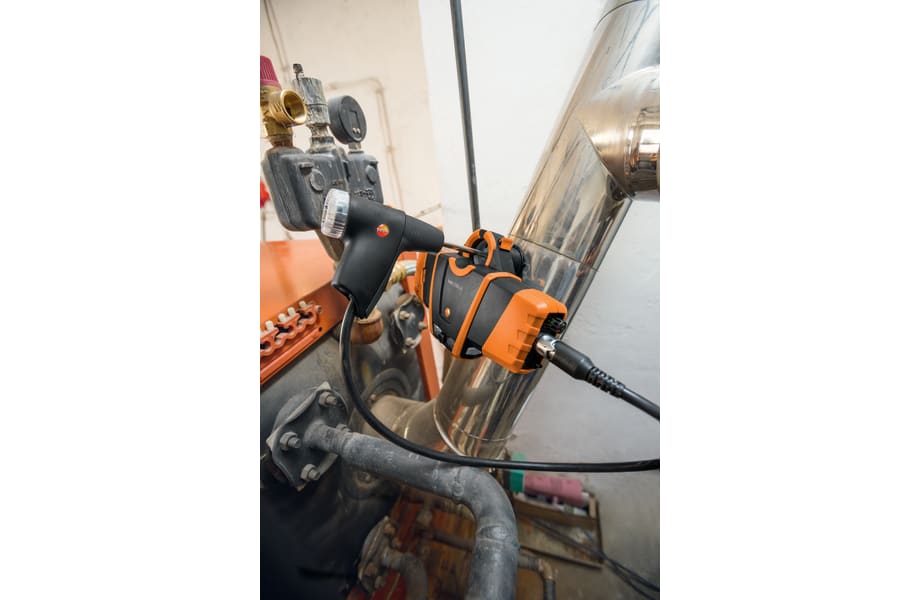 testo 330i LX in Use