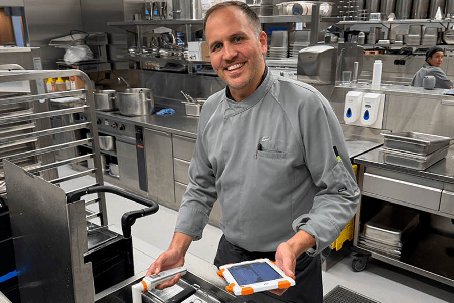 Produktübersicht der Lösung mit Tablet, Handmessgeräten und Datenlogger