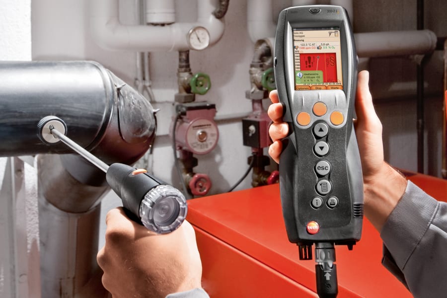 Abgasanalyse an Heizungsanlagen mit Testo Abgasmessgerät