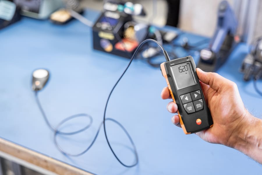 Medición de la intensidad de luz con el testo 540