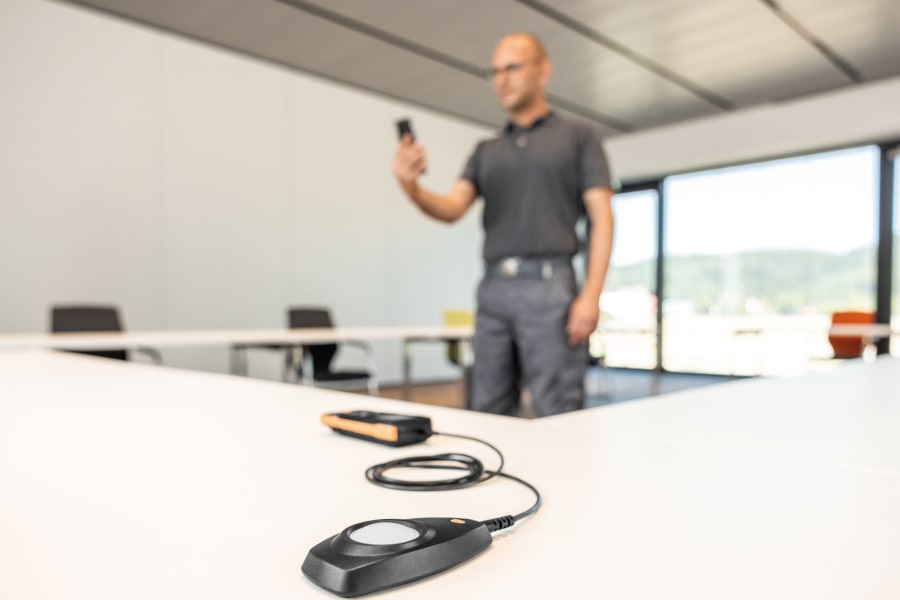 Light measurement at the workplace
